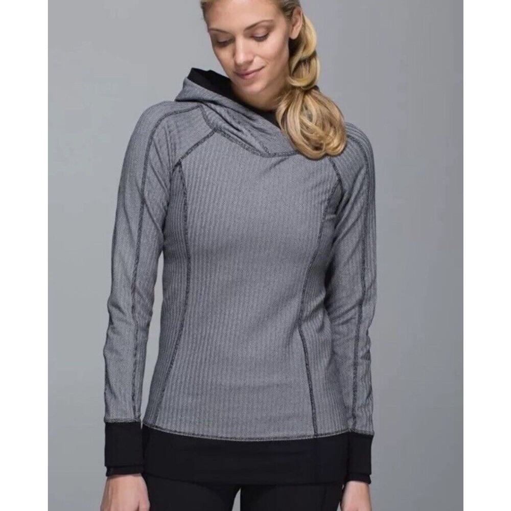 Lululemon Think Fast Hoodie Sweatshirt Top Women’s Size 6 Herringbone Gray Black